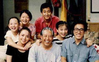 国产电影翻拍对比视频,经典重映，重温经典与创新的碰撞-第3张图片-黄色漫画在线