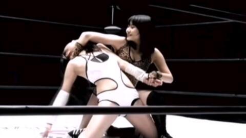 国产美女擂台格斗视频,国产美女擂台格斗风云录-第1张图片-黄色漫画在线