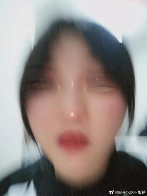 国产厕所视频女生自拍,揭秘女生私密生活瞬间-第2张图片-黄色漫画在线